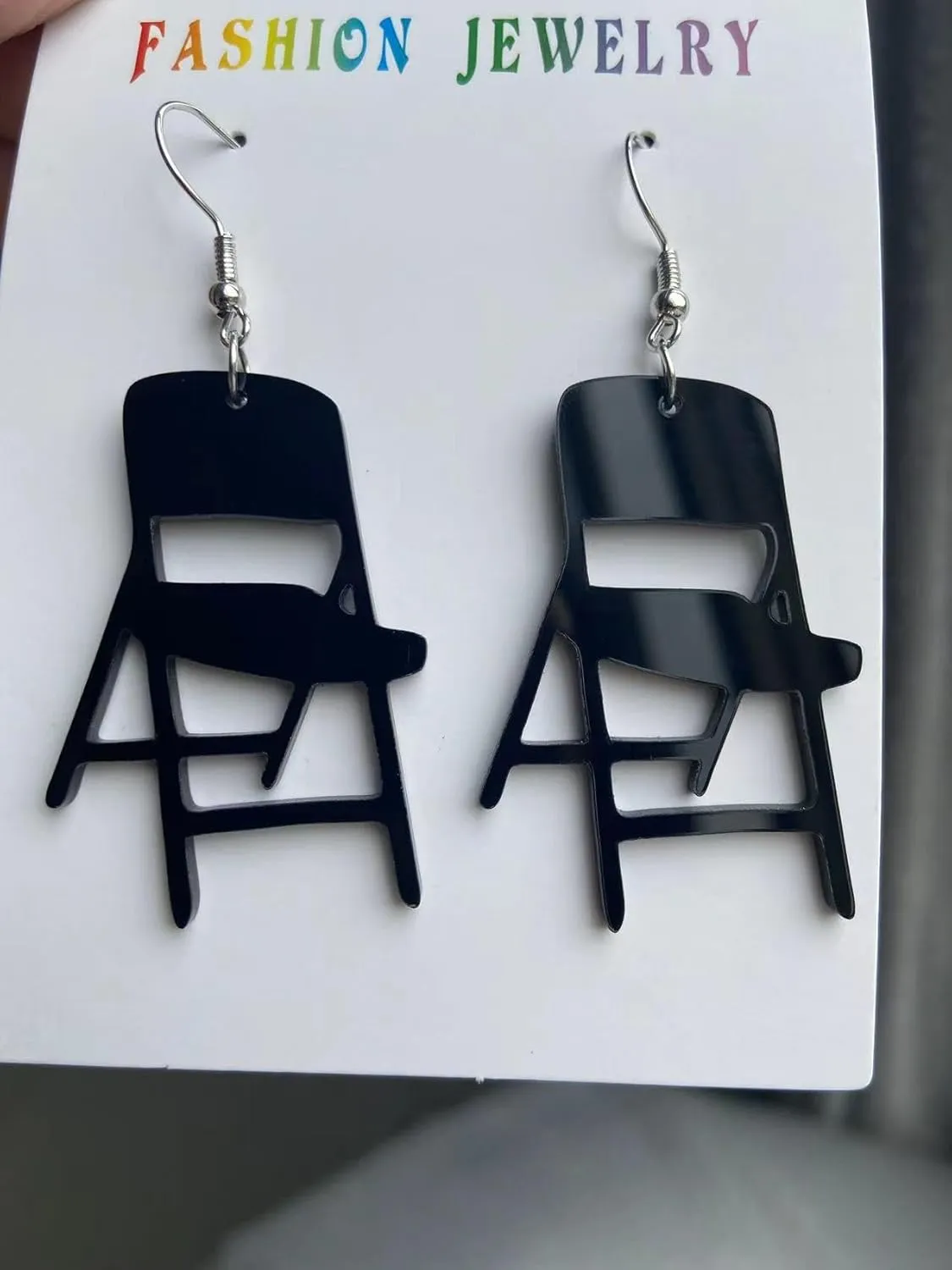 2 to 6 Pairs Funny Fight Folding Chair Dangle Earrings for Women Colorful Shining Chair Shape Resin Acrylic Drop Earrings Set Creative Fashion Acrylic Weird Chair Earrings Statement Jewelry