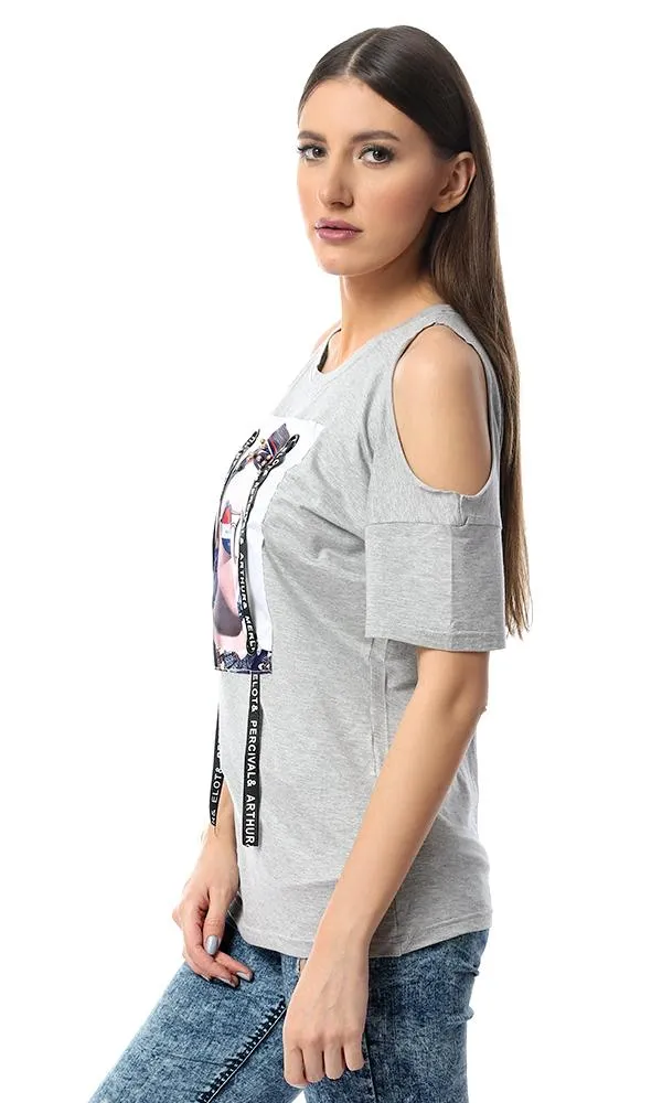 53430 Cold Shoulders With Stitched Patch Heather Grey T-Shirt