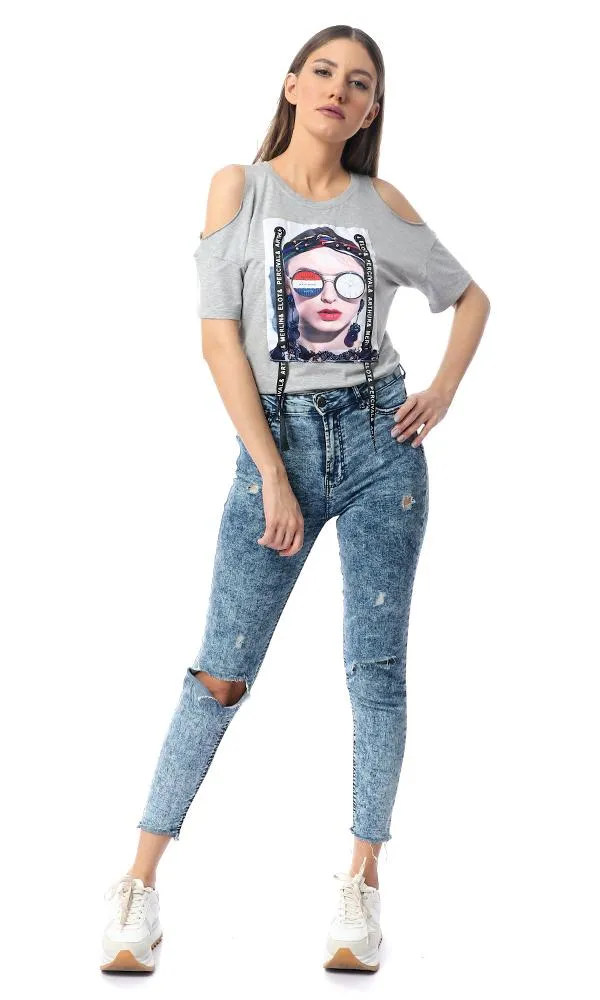53430 Cold Shoulders With Stitched Patch Heather Grey T-Shirt