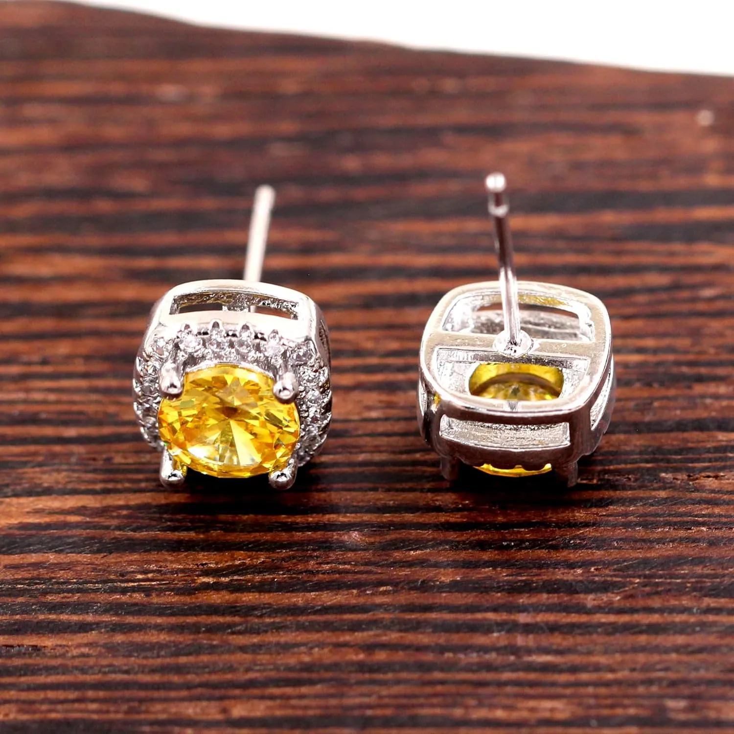 6 Pairs Brass CZ Stud 18K Gold Plated Halo Stud Earring Shiny Cut Round Cubic Zirconia Stud Earrings Birthday Party Holiday Gifts for Women