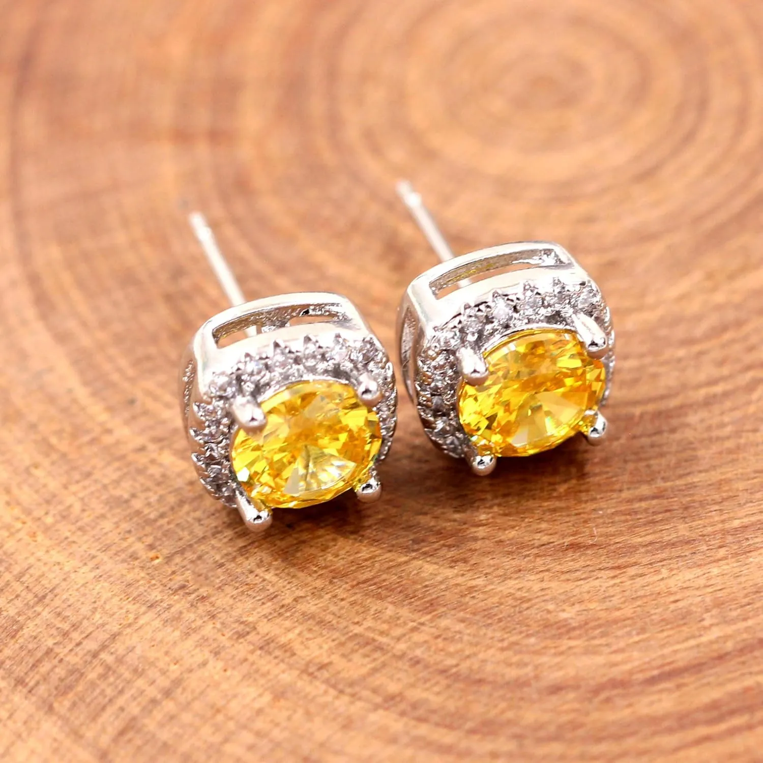 6 Pairs Brass CZ Stud 18K Gold Plated Halo Stud Earring Shiny Cut Round Cubic Zirconia Stud Earrings Birthday Party Holiday Gifts for Women