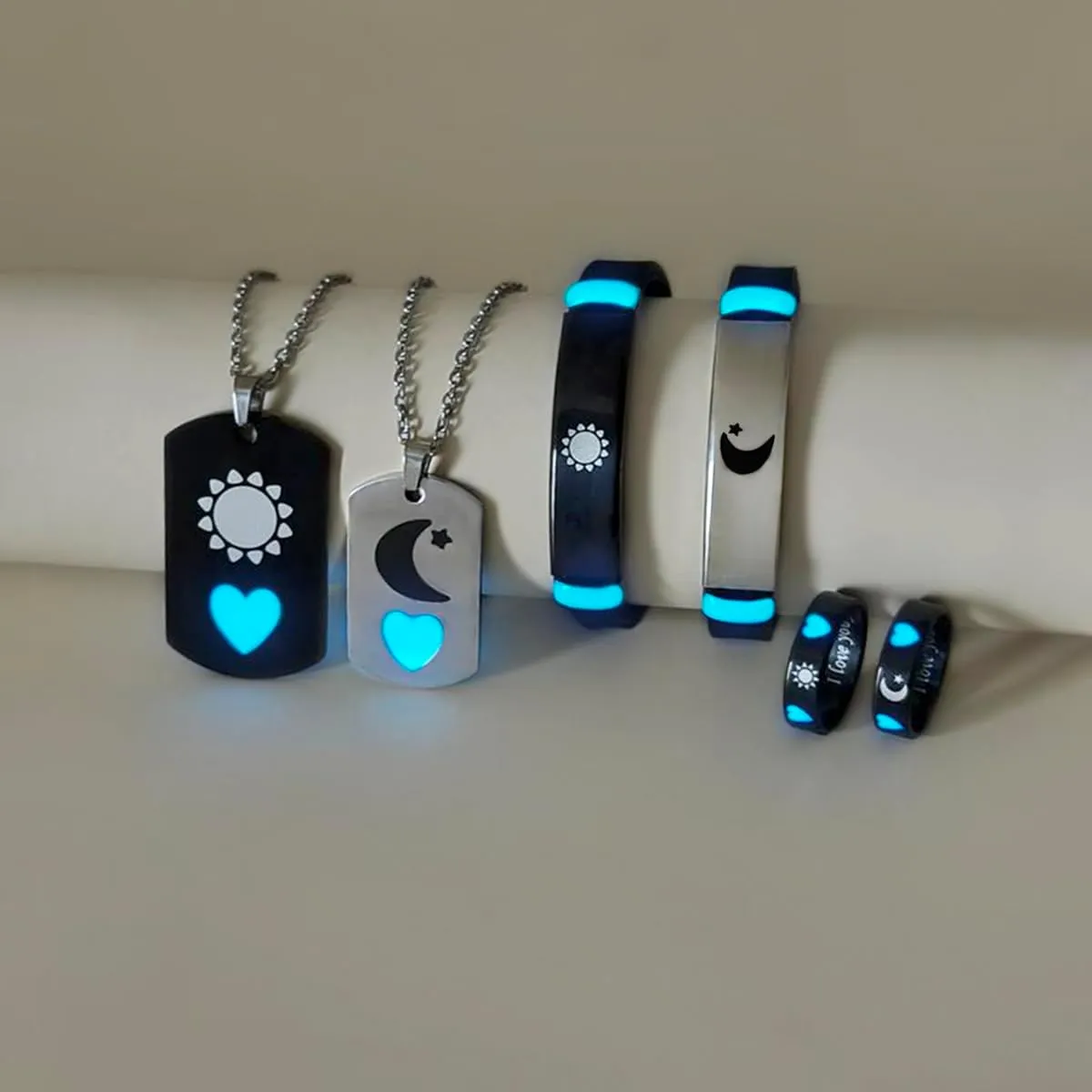 6-Piece Set Glowing Heart Crown His King Her Queen Stainless Steel Couple Necklace Ring Fashion Love Gift