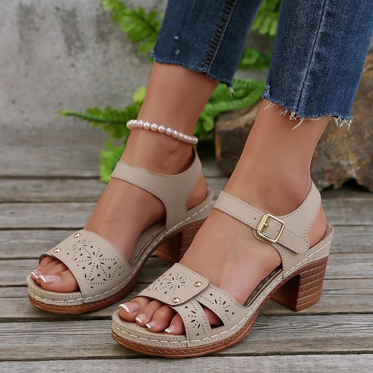 Beach Sandals for Women Comfortable Dressy Arch Support Ankle Strap Wedge Platform Summer Casual Hollow Out Open Toe Low Heel Orthopedic Peep Cutout Chunky Heeled Breathable Shoes Sandals 2025