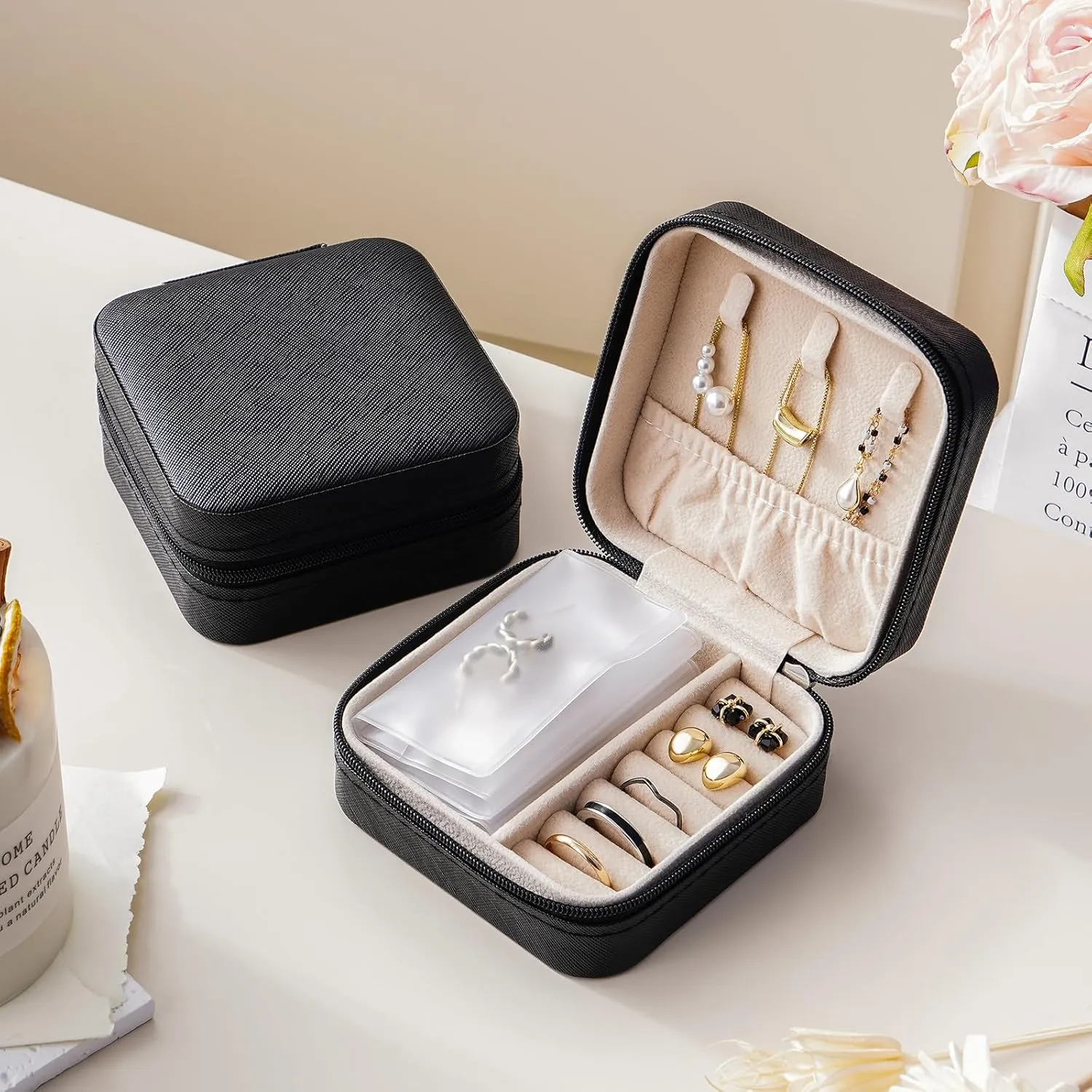CASEGRACE Travel Jewelry Organizer Portable Small Jewelry Box Foldable Clear Pockets for Necklace Rings Bracelet Earrings Holder Organizer for Women, Black