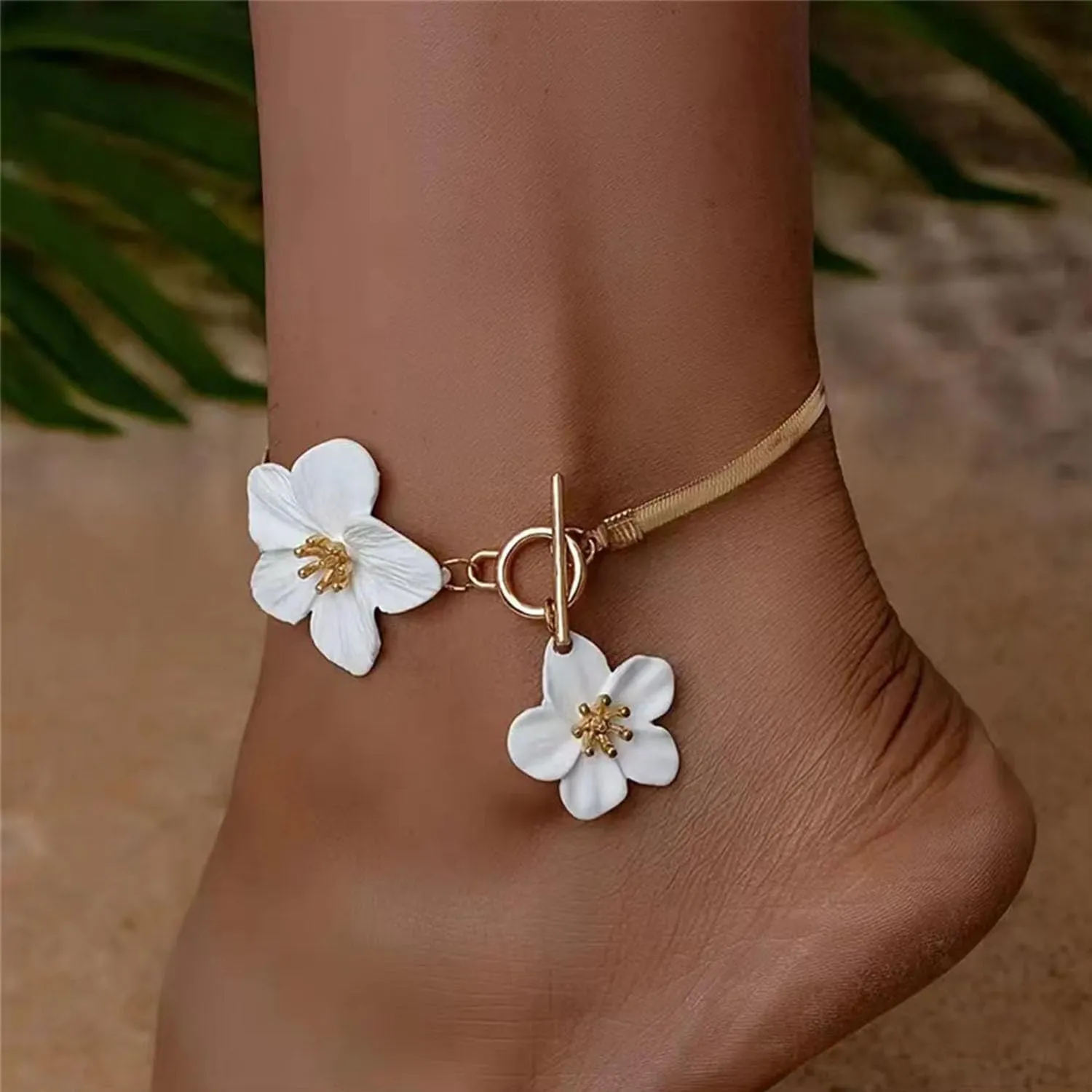 Dainty Gold Anklet for Women Boho Flower Anklets Herringbone Chain Anklet Graceful Women's Anklets Summer Beach Foot Jewelry