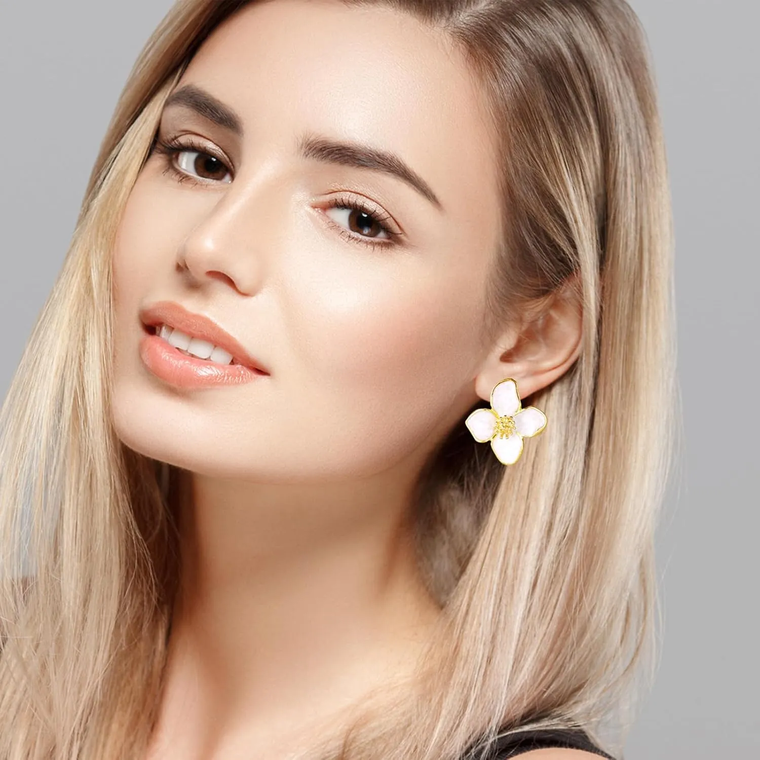 Flower Stud Earrings, Dainty Small Floral Earrings S925 Sterling Silver Post Fashion Metal Pearl Flower Earrings Statement Chunky Flower Earrings Vintage Trendy Summer Earrings For Women
