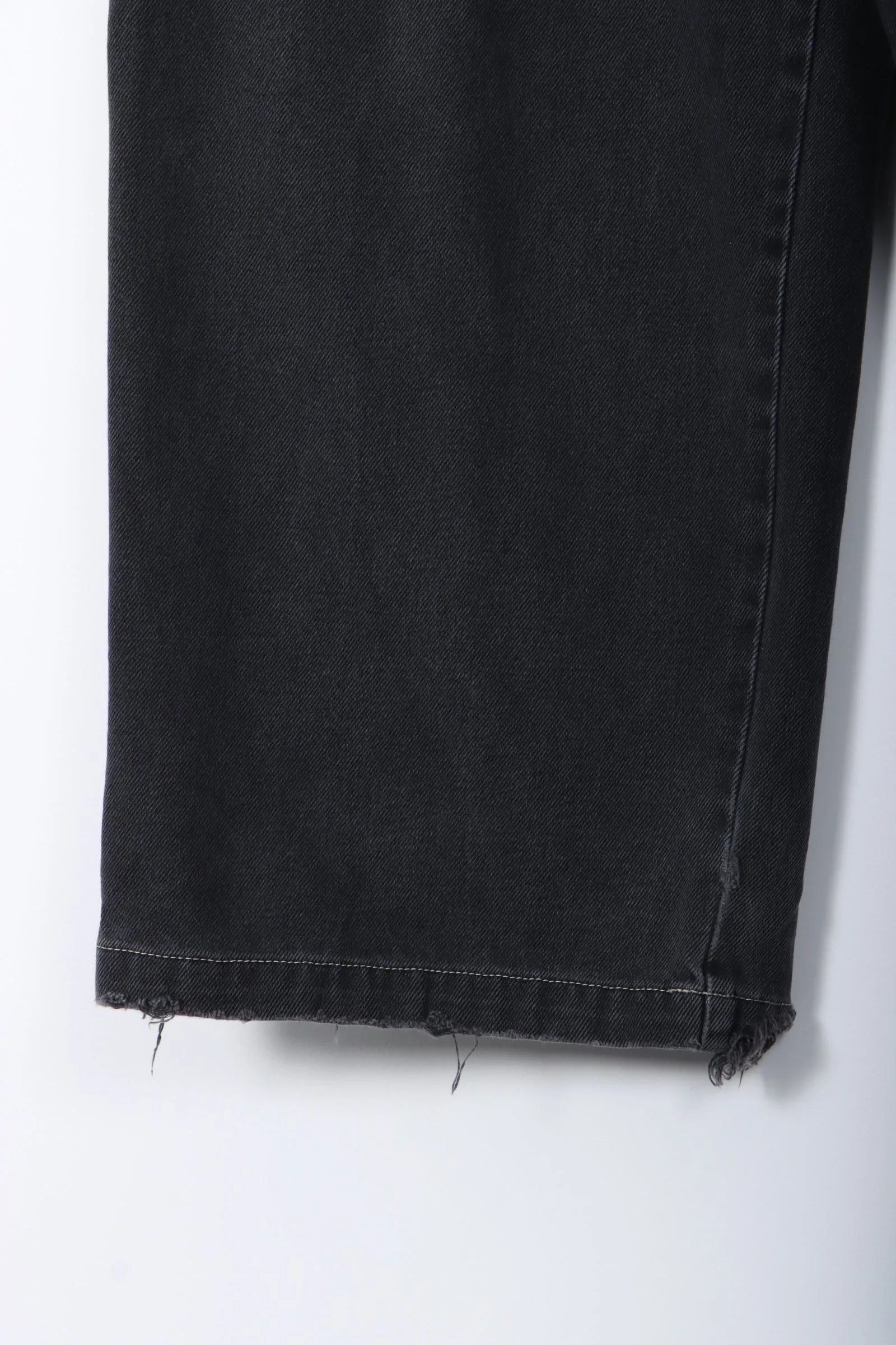 JNCO Embroidered Skunk Striped Y2K Jeans (38)