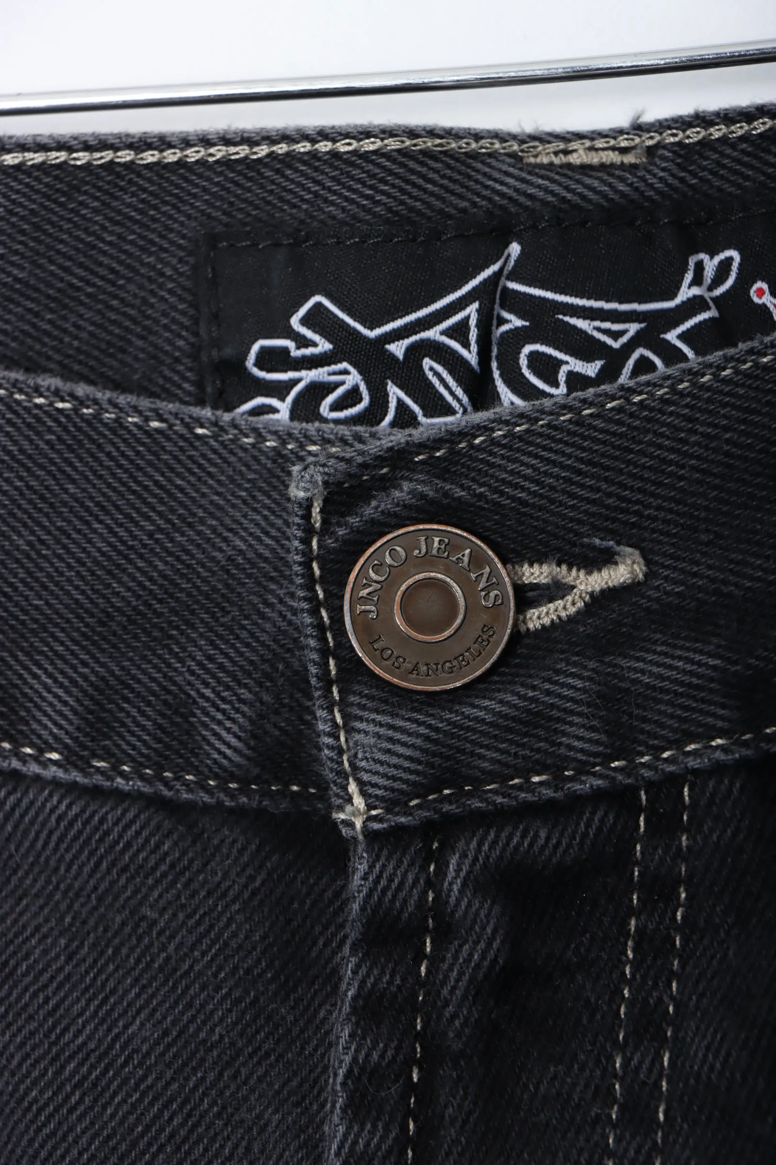 JNCO Embroidered Skunk Striped Y2K Jeans (38)
