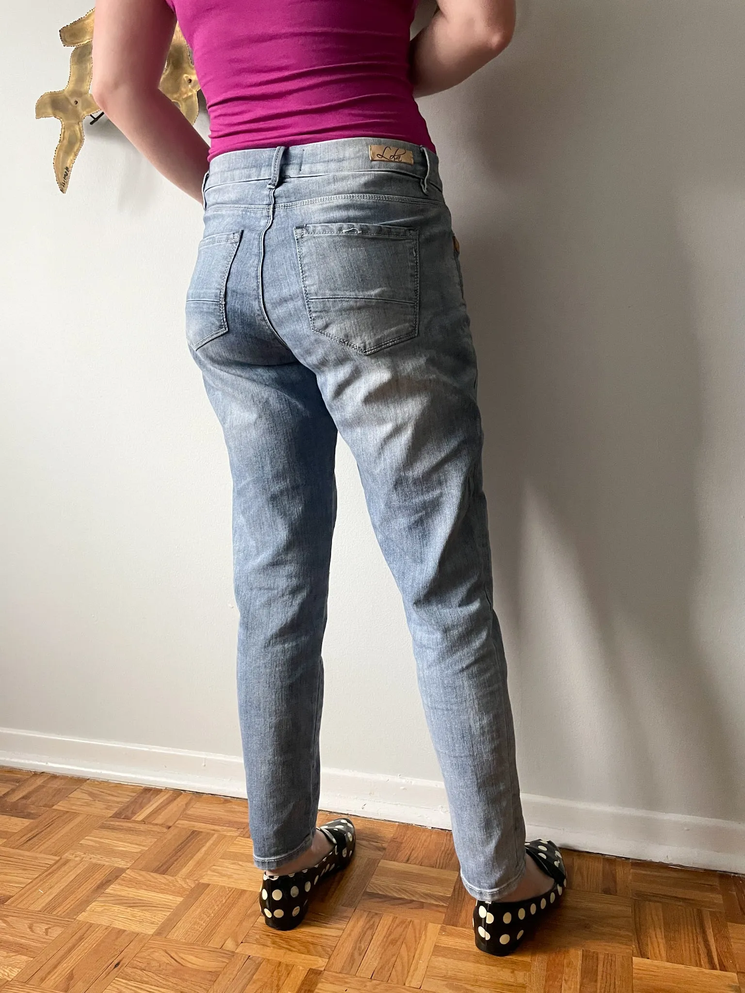 Lola Jeans Camille Distressed Light Wash Mid Rise Ankle Stretch Jeans - Size 8