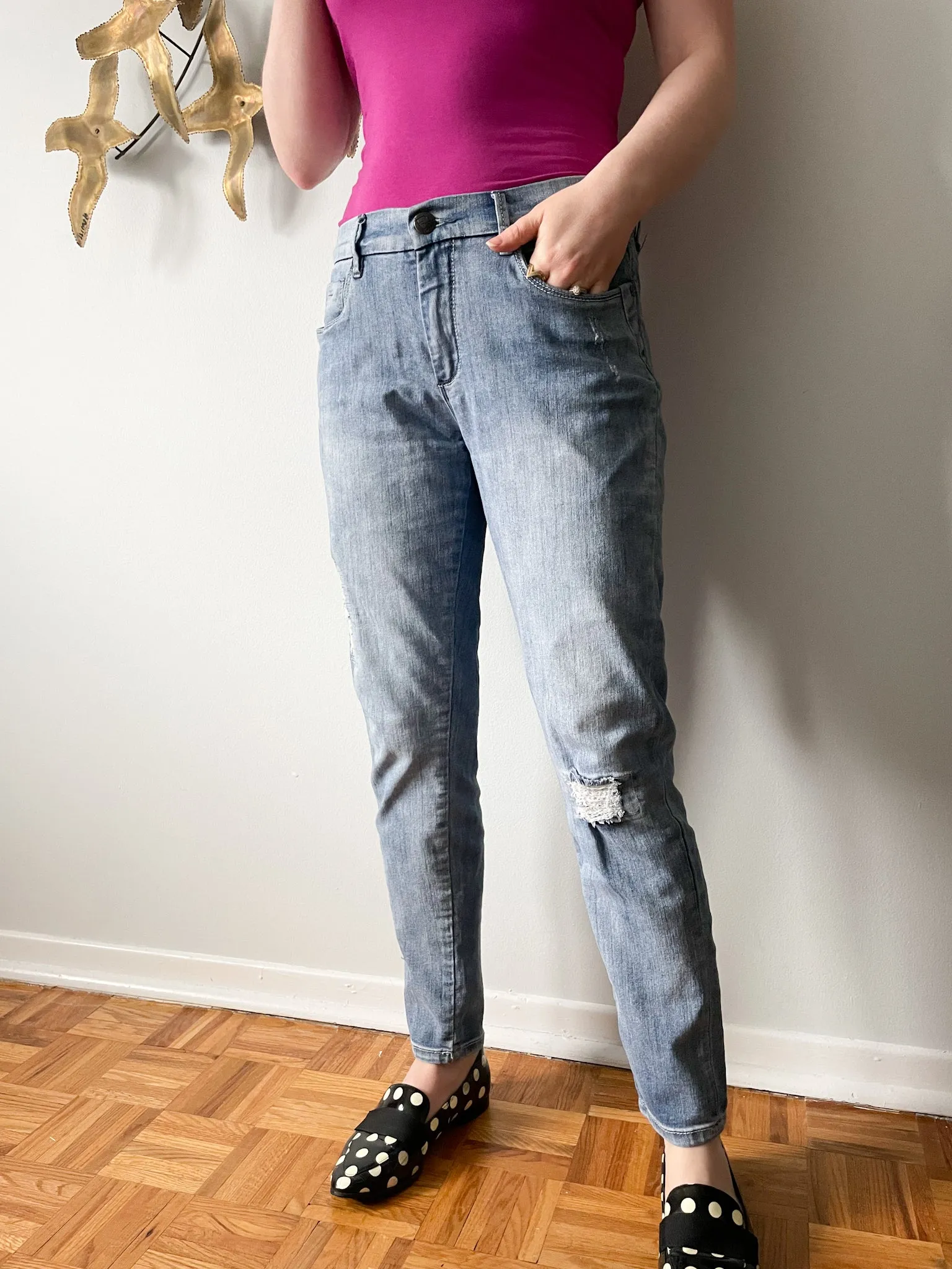 Lola Jeans Camille Distressed Light Wash Mid Rise Ankle Stretch Jeans - Size 8
