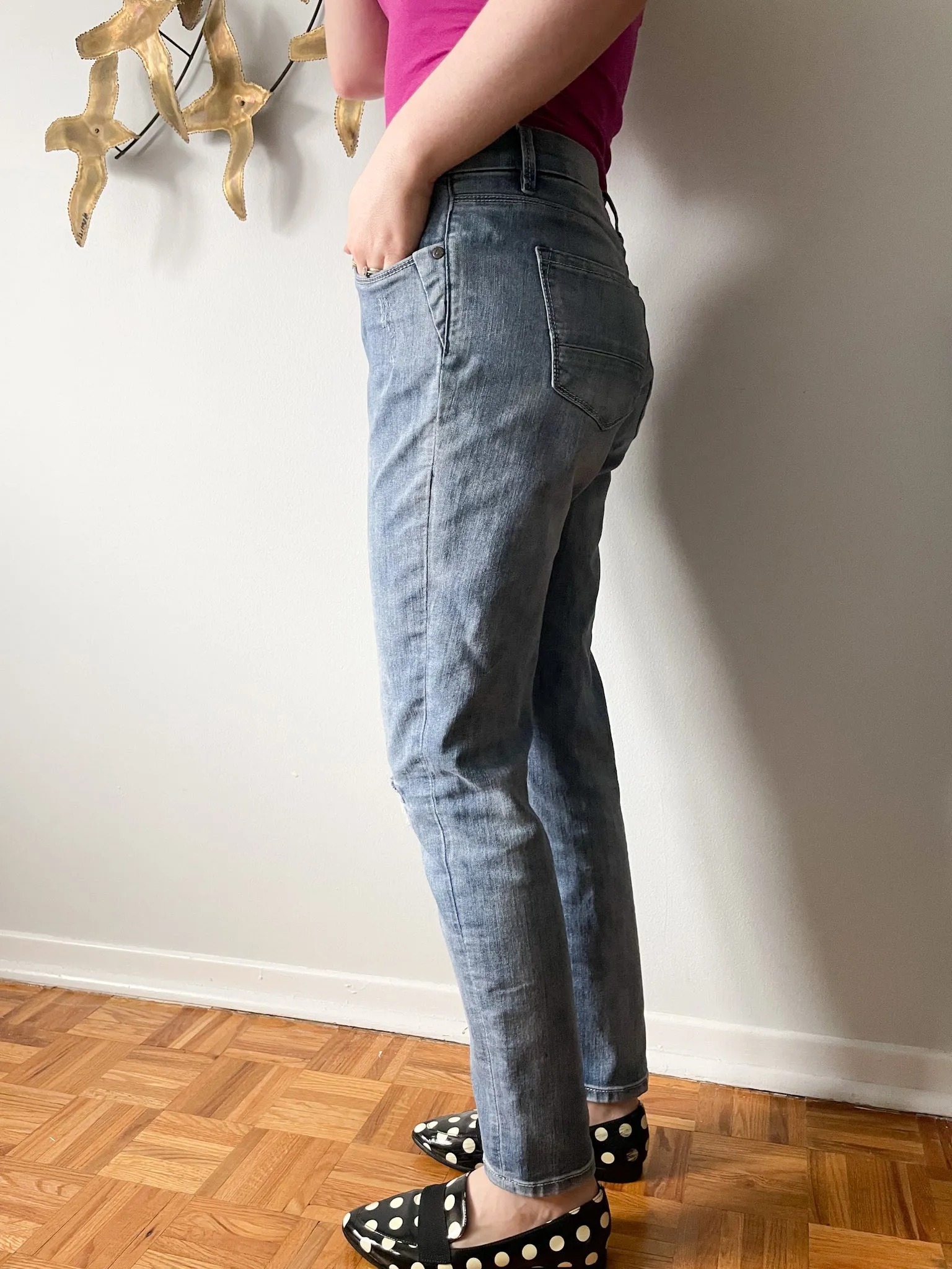 Lola Jeans Camille Distressed Light Wash Mid Rise Ankle Stretch Jeans - Size 8