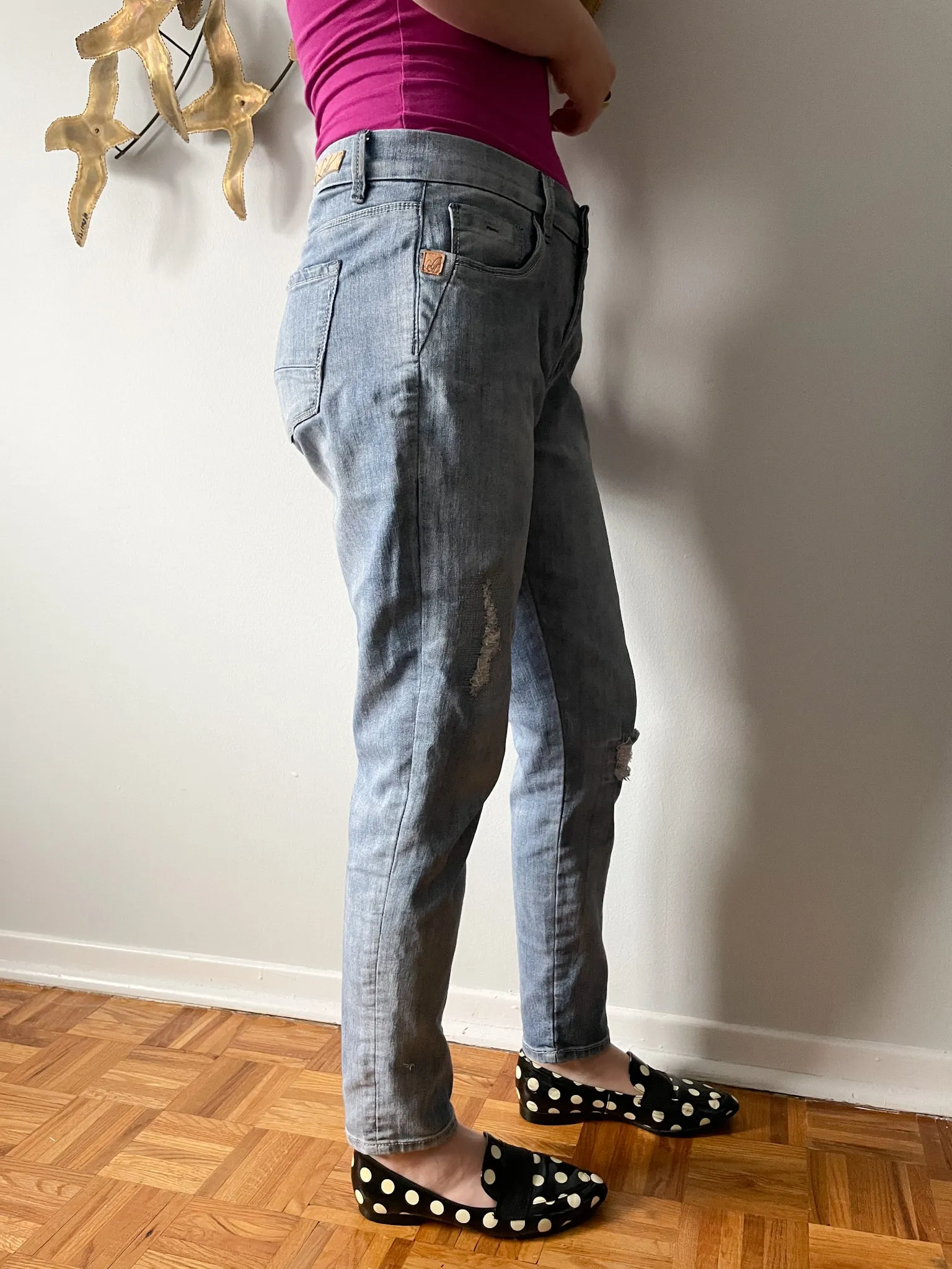 Lola Jeans Camille Distressed Light Wash Mid Rise Ankle Stretch Jeans - Size 8