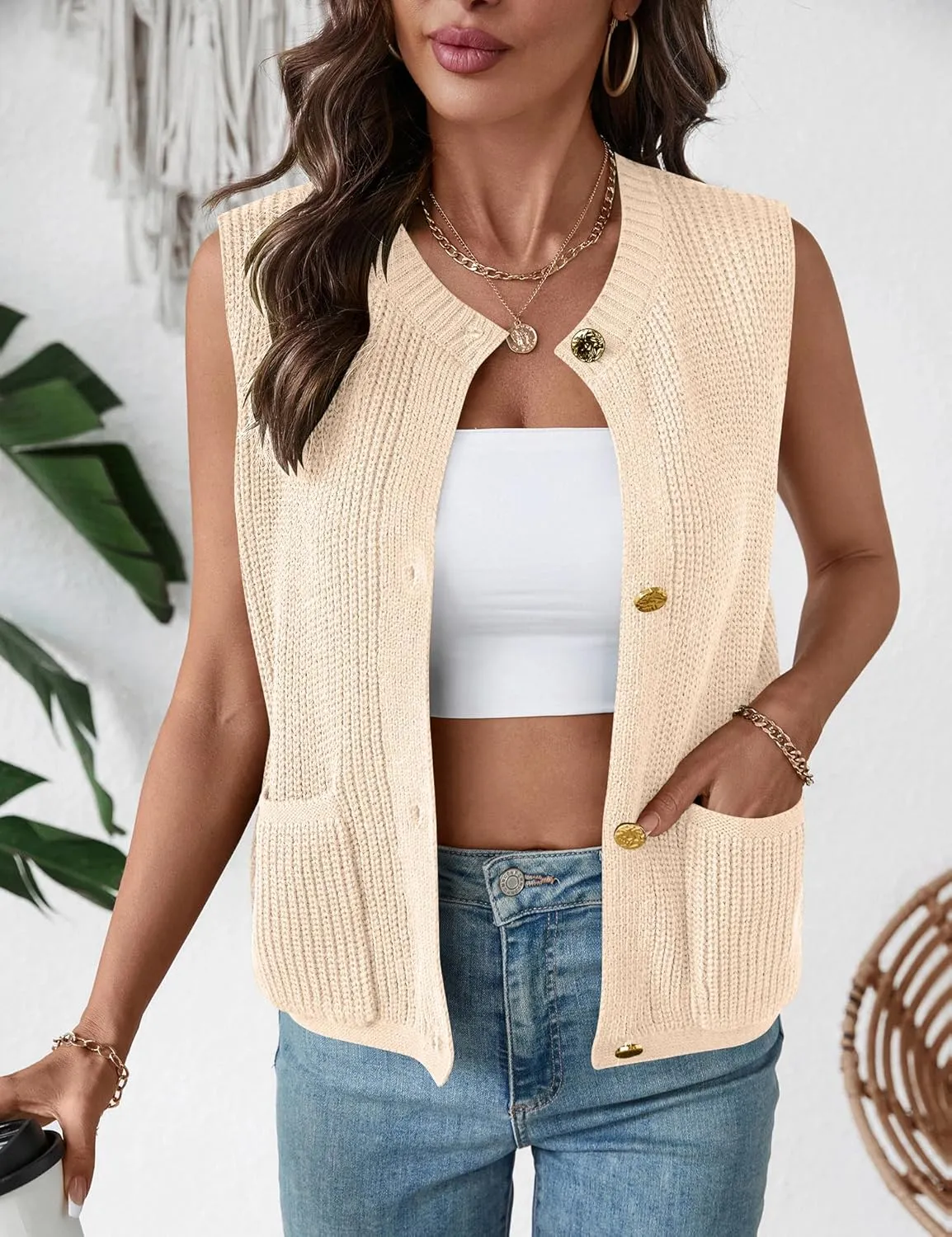 LUYAA Womens Sleeveless Sweater Vest Crochet Chunky Button Down Cardigan Vests Tops 2025 Trendy Summer Casual Outfits