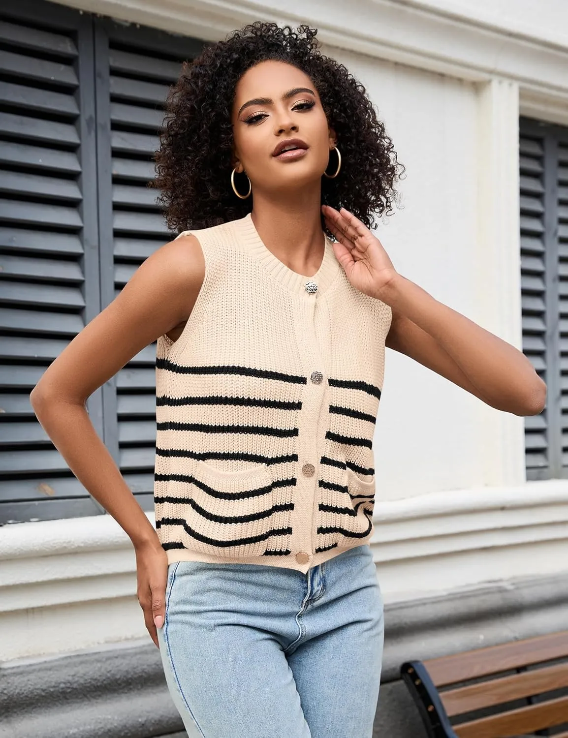 LUYAA Womens Sleeveless Sweater Vest Crochet Chunky Button Down Cardigan Vests Tops 2025 Trendy Summer Casual Outfits