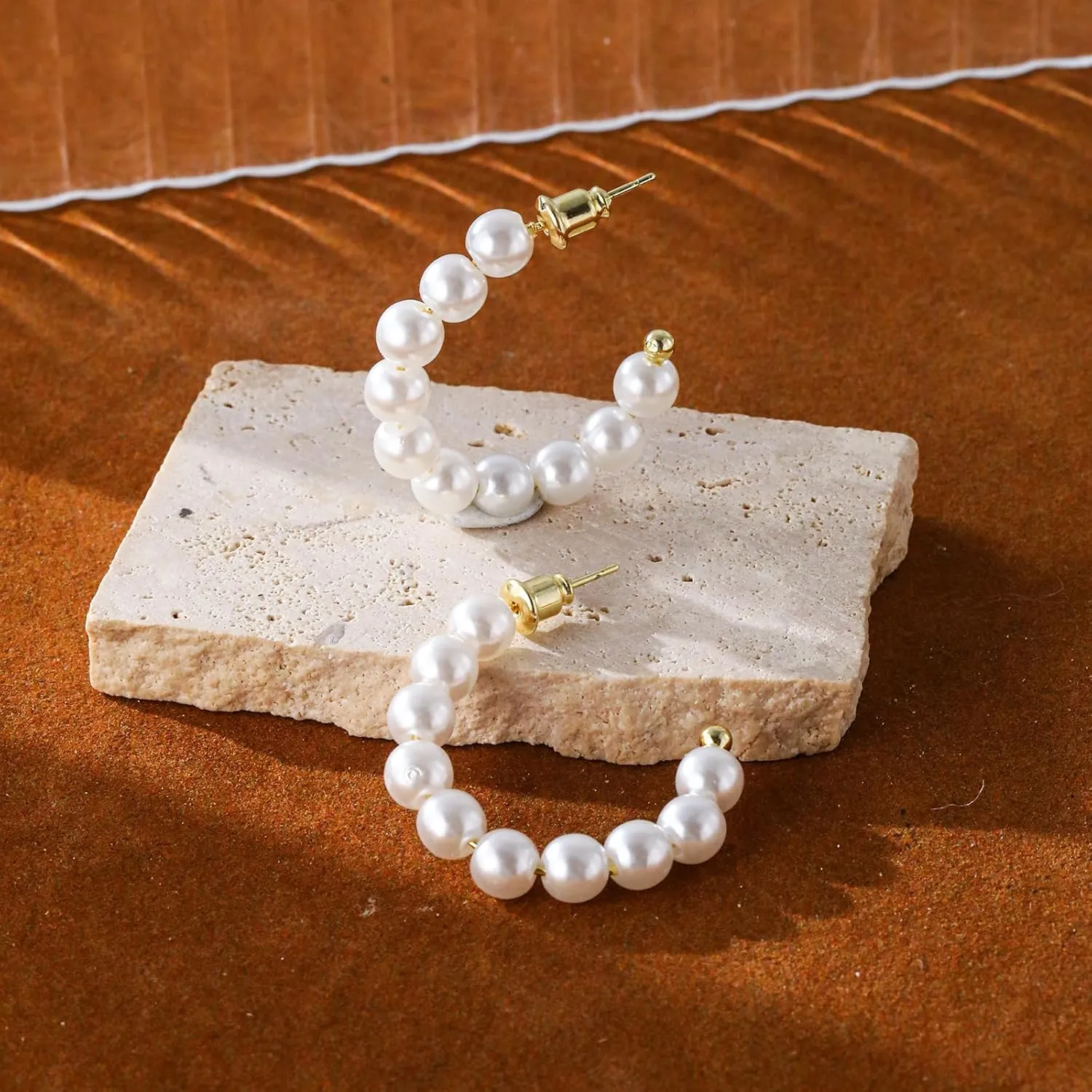 Pearl Earrings for Woman Gold Dangle Aesthetic Dainty Pearl Drop Earrings for Woman Gift and Wedding