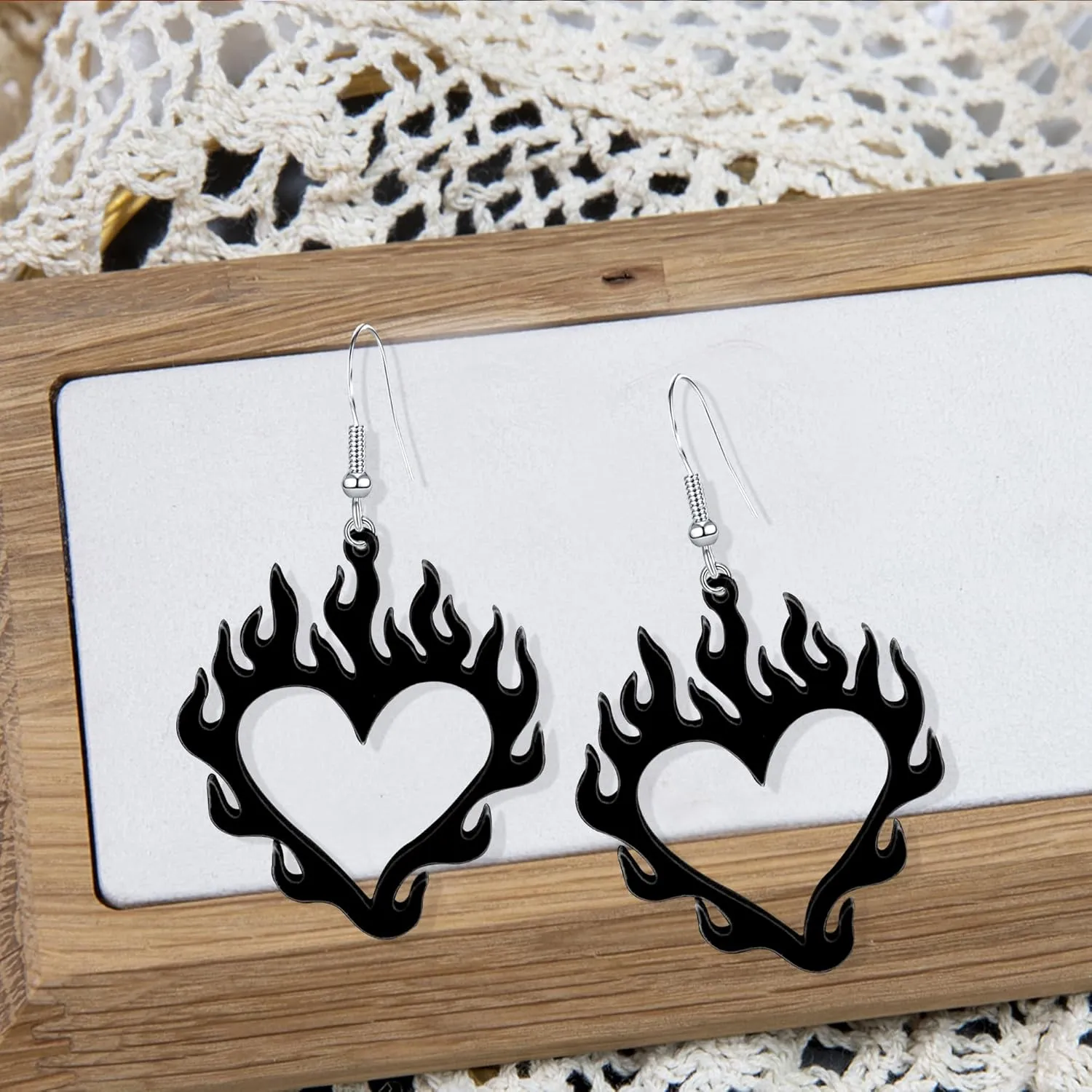 Red Light weight Halloween Acrylic Vavhoo Flame Heart Dangle Earrings Unique Charm Hollow Out Flame Love Heart Earrings for Women Friends Jewelry Gifts Punk