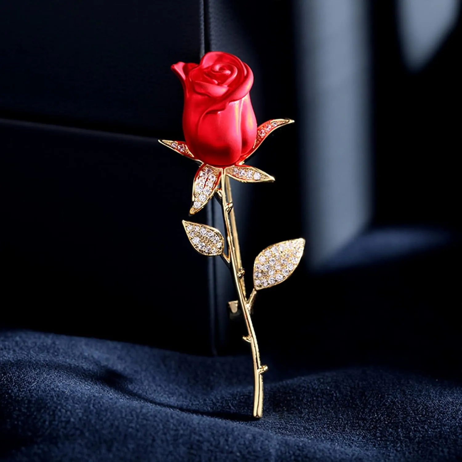 Red Rose Floral Brooch Pin Gold Plated Flower Decorative Garment Dress Jewelry for Women Cocktail Party Accessory Brooches Pin