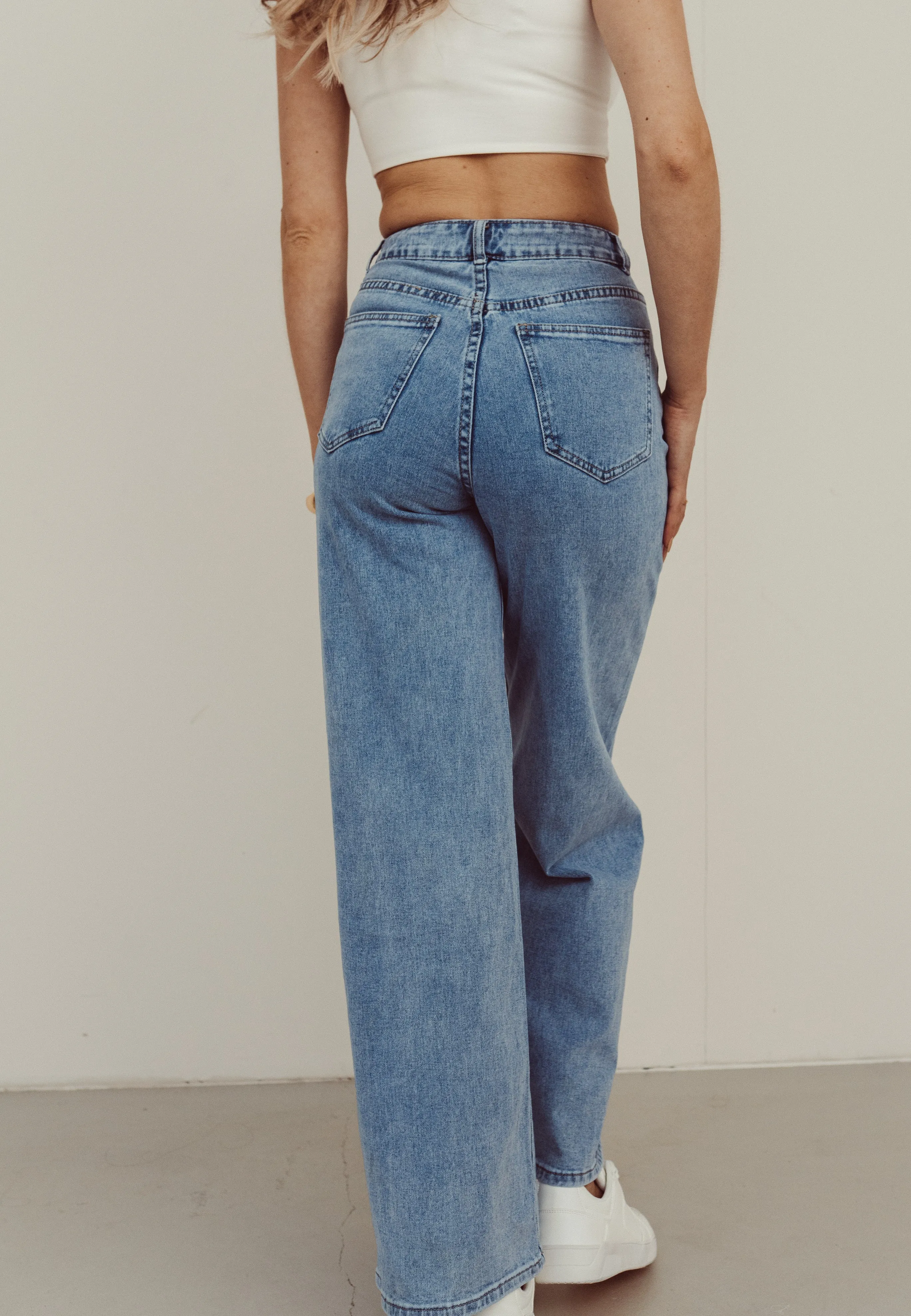 SALE - RHEA Wide Leg Jeans in Blue