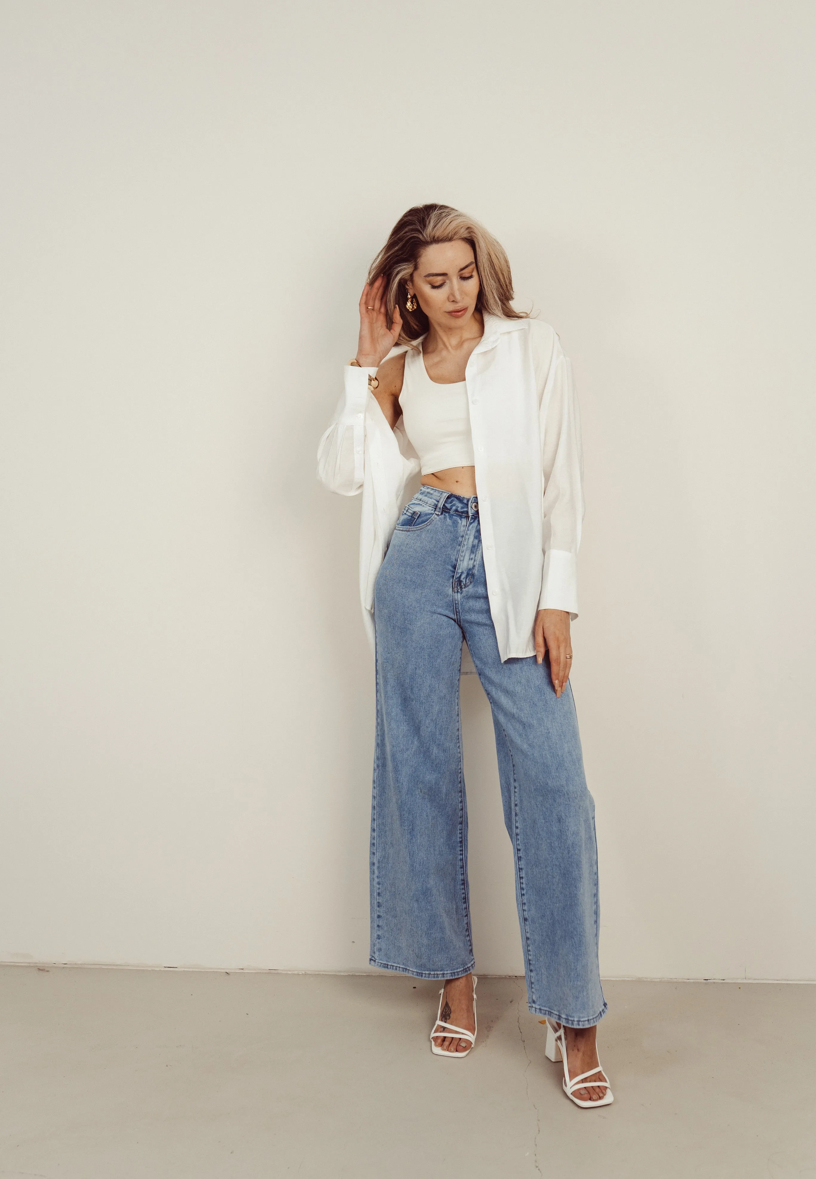 SALE - RHEA Wide Leg Jeans in Blue