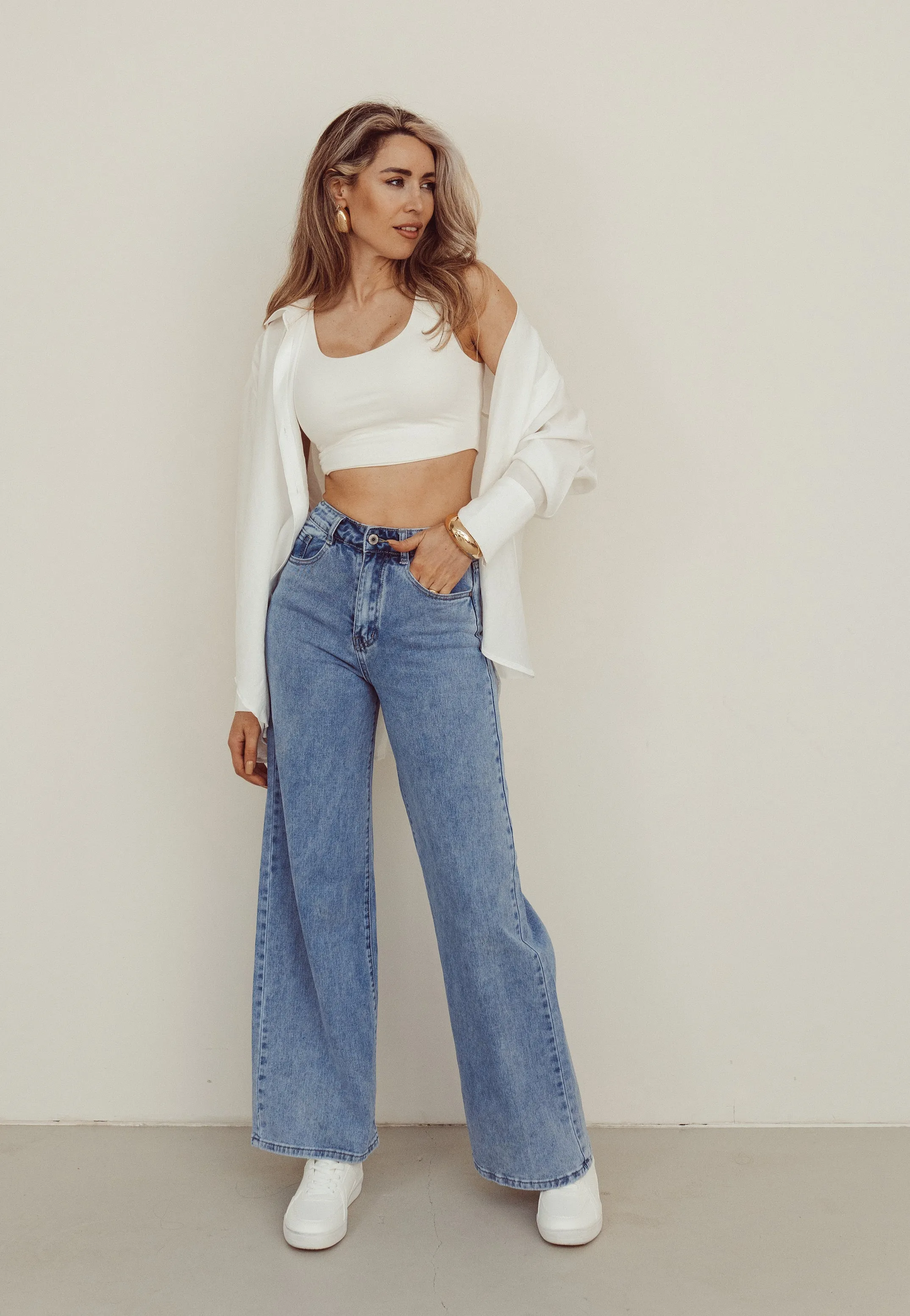SALE - RHEA Wide Leg Jeans in Blue