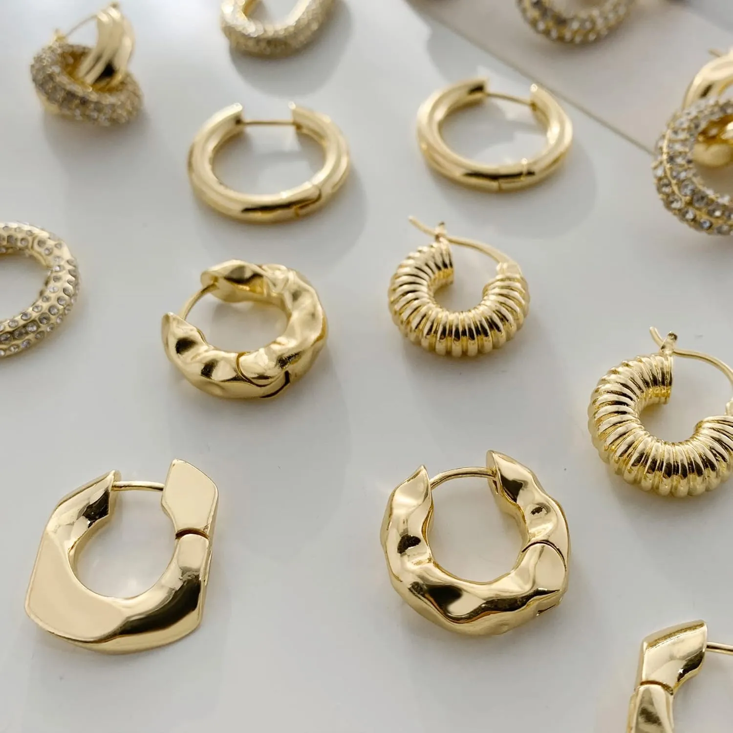 SLOONG 3 Pairs 14k Gold Plated Ball U Shape Pin Y2K Style Chunky Earring Link Chain Chunky Circle Hoop Earrings Paperclip Link Chain Jewelry Drop Dangle Earrings set for women