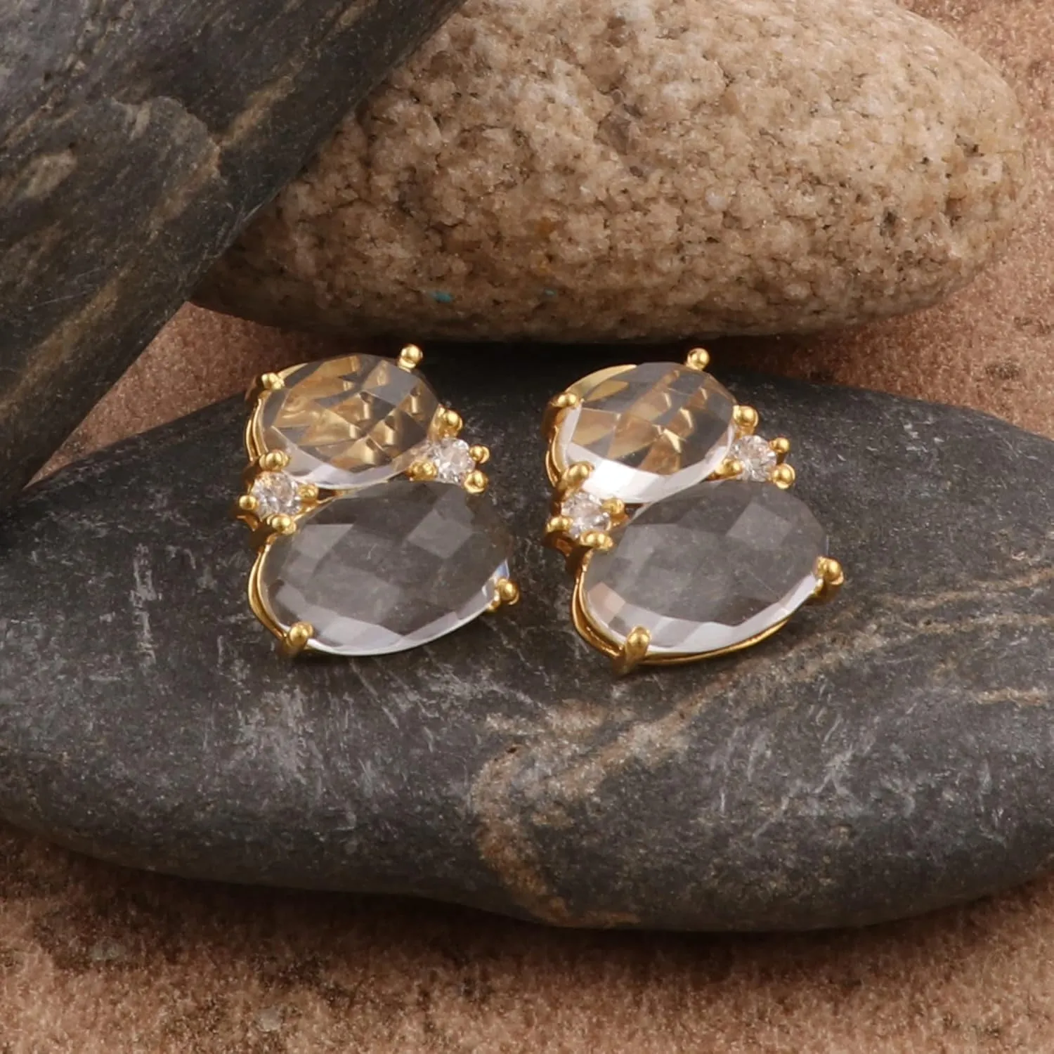 Unique Design Yellow Cat's Eye & Zircon Prong Setting Gemstone Brass Gold Plated Stud Earrings