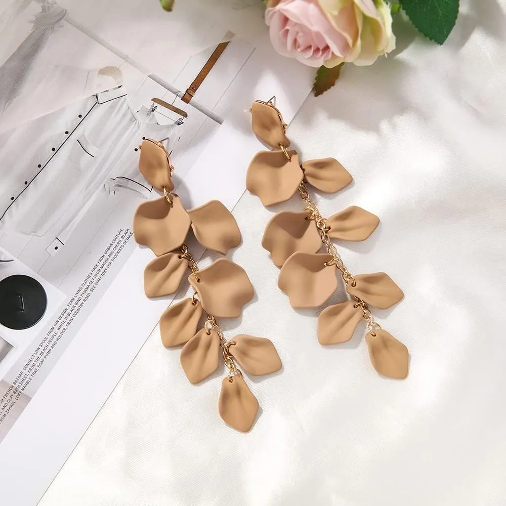 Vintage Long Acrylic Romantic Leaves Rose Petal Dangle Earrings Exaggerated Flower Drop Statement Floral Tassel Earrings for Women Jewelry