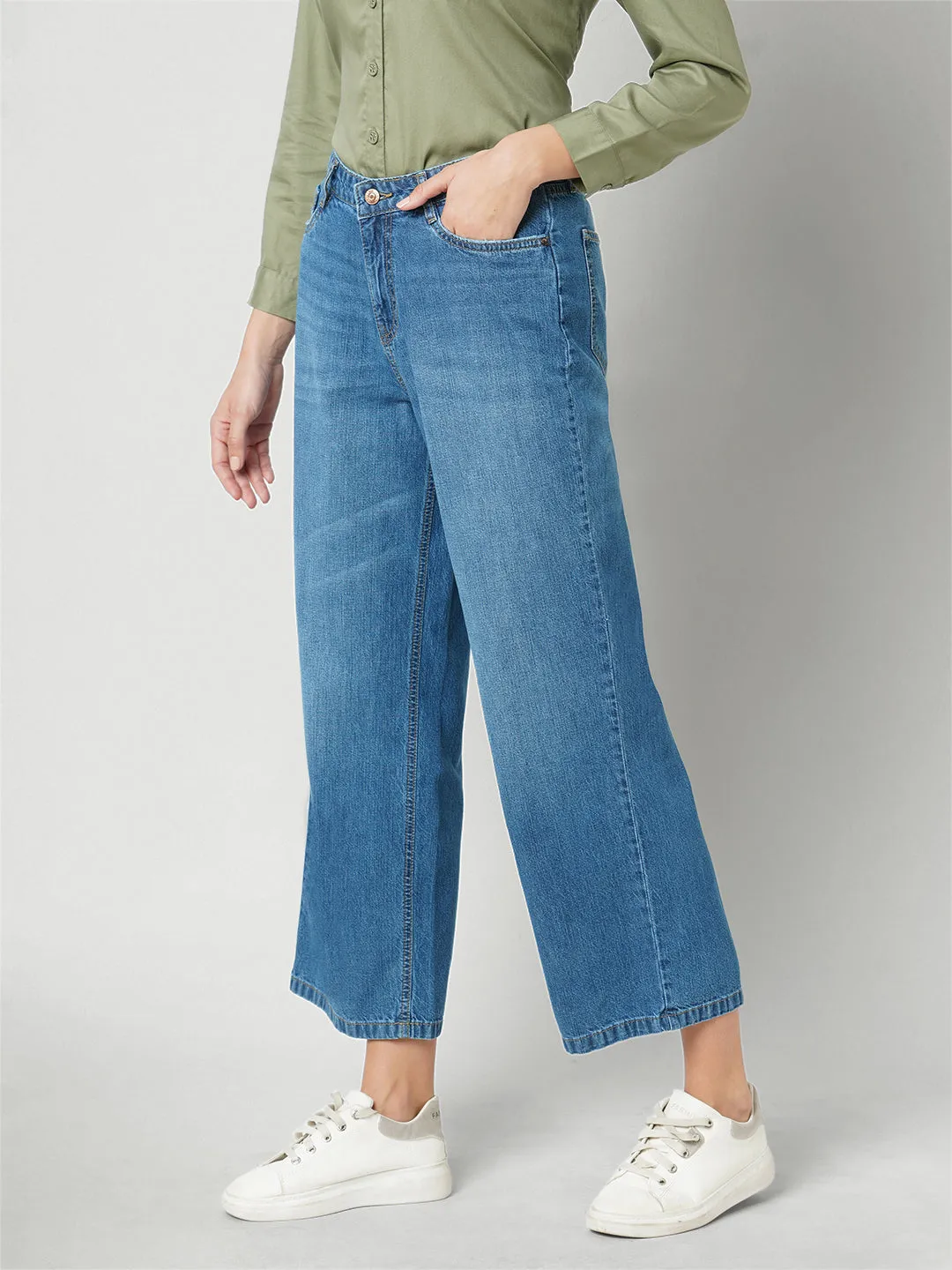 Women Mid-Rise Wide Leg Jeans