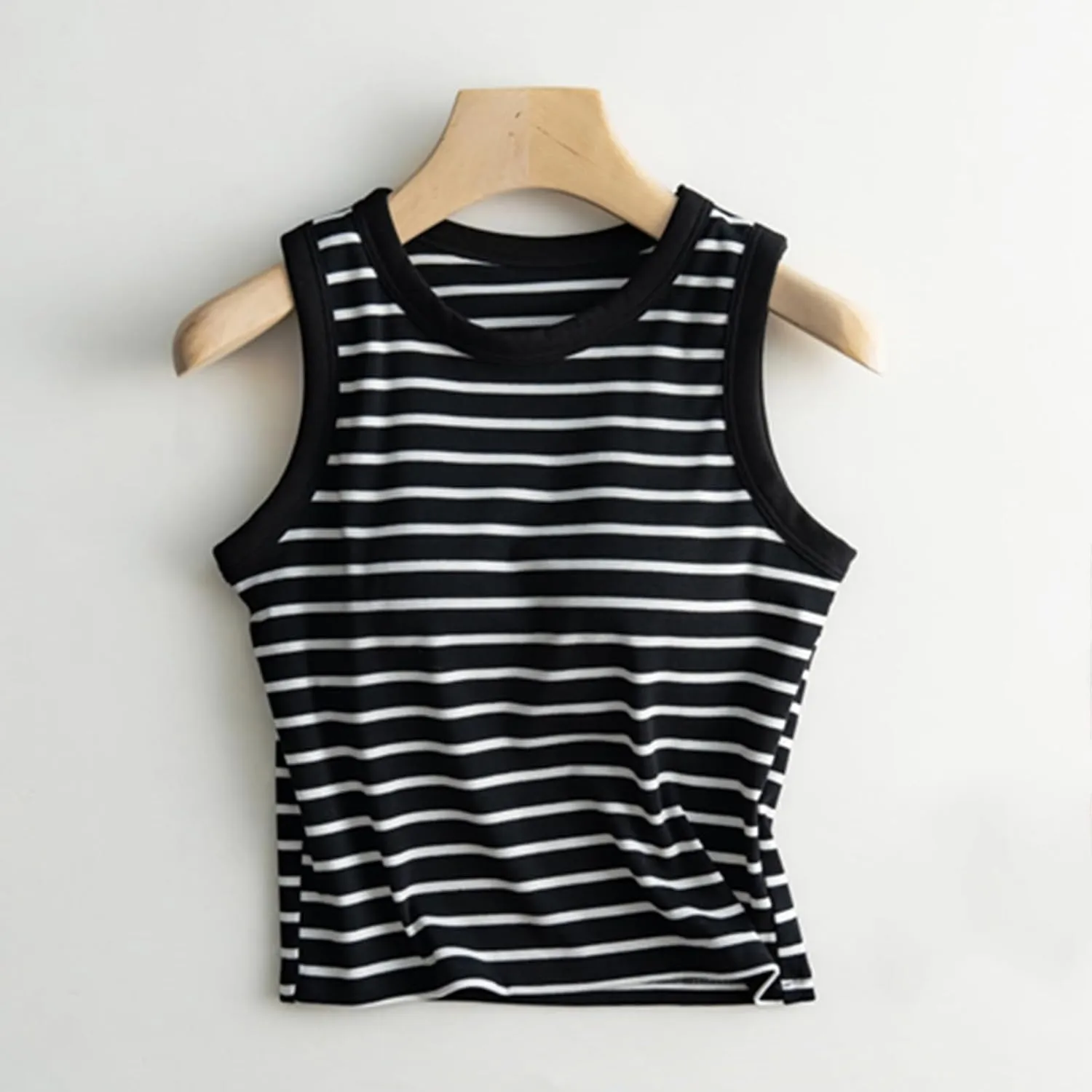 Women Tank Tops with Built in Bras Sleeveless Racerback Casual Basic Ribbed Shirts High Neck Slim Fit Tops