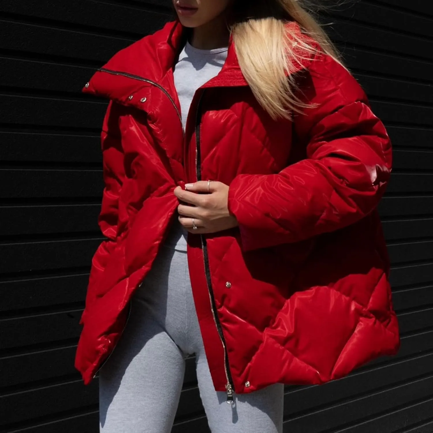 Women's Quilted Jacket Glossy Turn Down Collar Casual Outerwear for Fall & Winter Medium Coat
