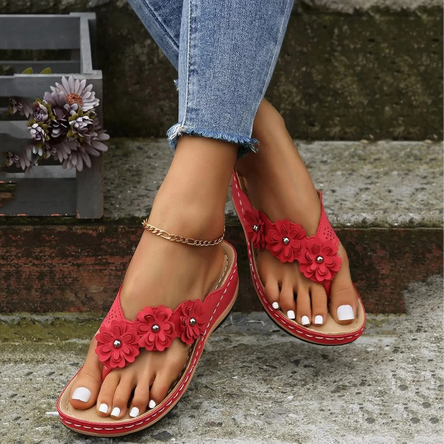 ZSpzx 2025 Women's Slide Sandals Arch Support Summer Dressy T-Strap Flowers Cutout Soft Flip Flops Orthopedic Comfortable Slip On Sandal Ladies Beach Comfortable Shoes for Outdoor Walking Plantar